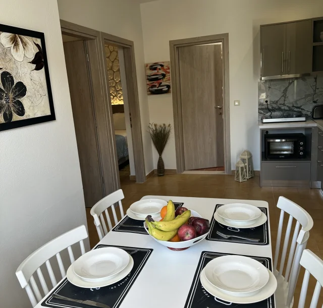 Side Sea View Apartment - Dining and Interior (2)